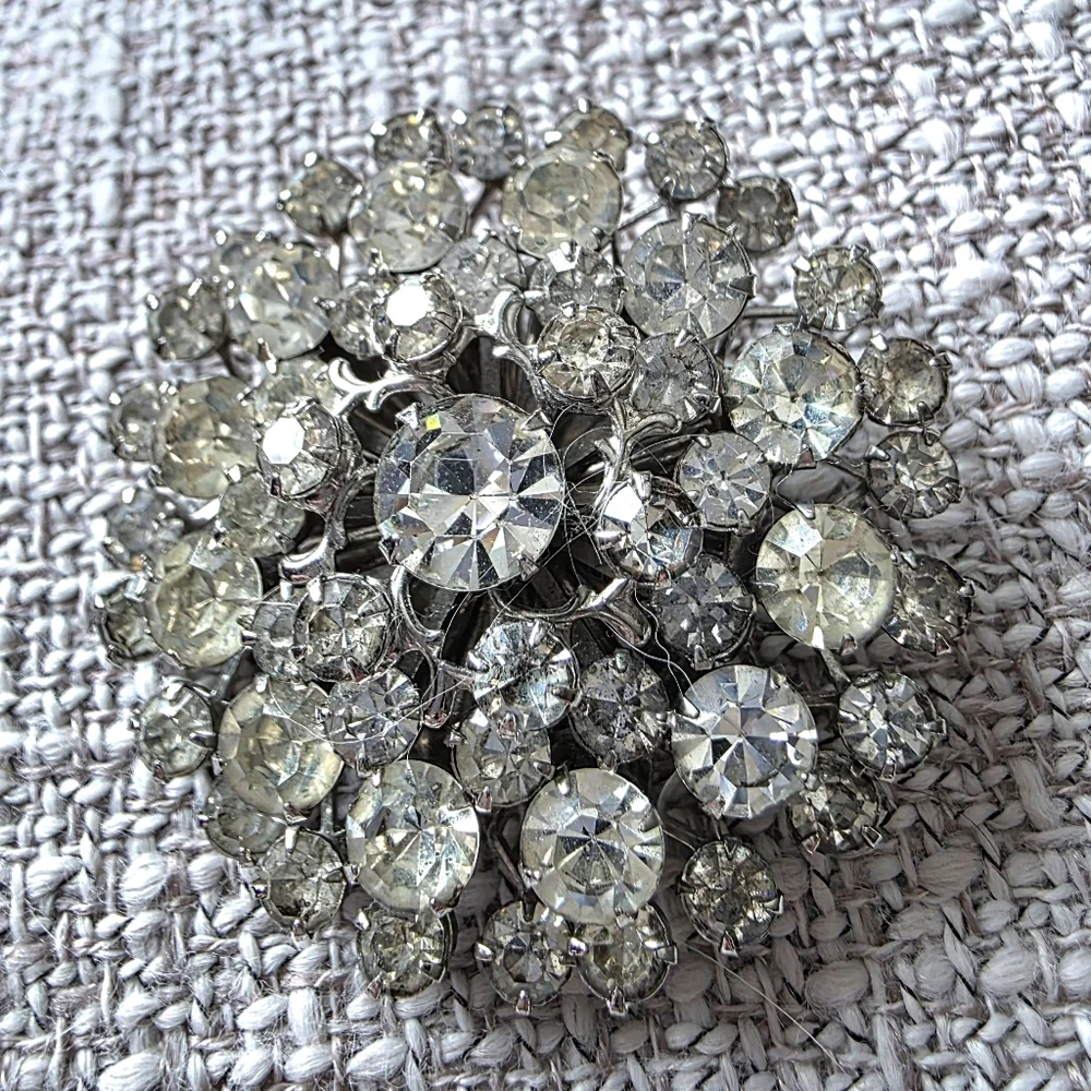 Vintage Rhinestone Starburst Brooch.  Rare Find